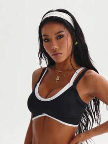 Women's Fashion Black & White Removable Padded Criss-Cross Neck Sports Knit Bra - Black and White - View 3