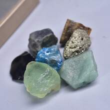 Wholesale Bulk Natural Rock Irregular Gemstone Crystals Stones Rose Quartz Amethyst Reiki Chakra Mixed Raw Crystal Rough Stones Healing Mineral Specimen For DIY Crafting Healing Energy Jewelry Design And Spiritual Use - Multicolor - View 4