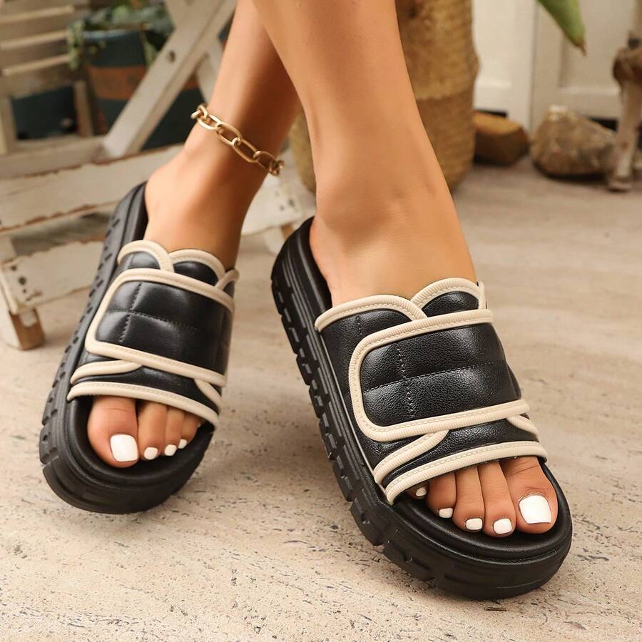 2026 New Style Women's Outdoor Slippers, Korean Fashion Personalized Beach Sandals, Non-Slip Soft Bottom, Minimalist - Black - View 1