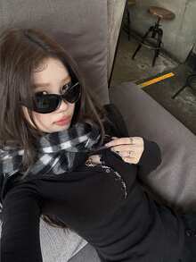 Plaid Patchwork V-Neck Long Sleeve T-Shirt, Slim Fit Layering Top For Women - Black - View 4