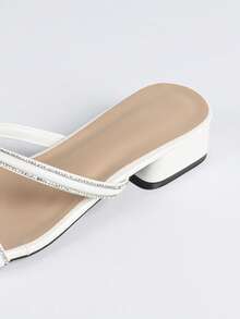 Giày sandal cao gót nữ, kiểu dáng thời trang với gót chunky, quai ngang phối màu, mũi vuông, in họa tiết, thích hợp cho đi biển và đi làm. - trắng - Xem 9