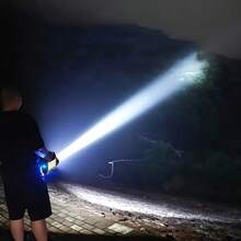 1/2/4件組 USB可充電攜帶式LED手電筒，7合1 COB工作燈附底座，USB供電附不鏽鋼夾，含充電線，180度旋轉燈頭，LED電池指示燈，支援USB反向輸出，便攜露營夾燈，工業燈附磁吸底座，強光束，適用於緊急使用、露營、釣魚、維修、建築、居家照明緊急燈－聖誕節、萬聖節、復活節、情人節、節日禮物、戶外照明緊急燈 - 64led+手電筒 - 查看 3