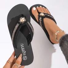 Women's Ruffle Double Flower Flip Flops, Thick Sole Outdoor Thong Sandals - Black - View 4