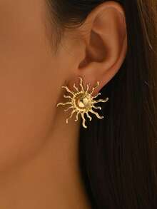 1 Pair Fashionable Minimalist Creative Sunflower Stud Earrings, Suitable For Daily Wear For Women - Gold - View 3
