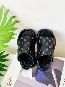 Sandalias deportivas con estampado de oso negro para niños y niñas de 2 a 8 años, sandalias deportivas blancas para verano y exterior con suela antideslizante y resistente, sandalias de playa suaves y cómodas de color caqui con suela ligera, sandalias para niños pequeños con cierre de conveniente, sandalias casuales y de moda con lindo estampado asimétrico de oso - Negro - Ver 6