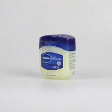 Vaseline Classic Repairing Crystal Jelly hương vị nguyên bản - 100g - Xem 2