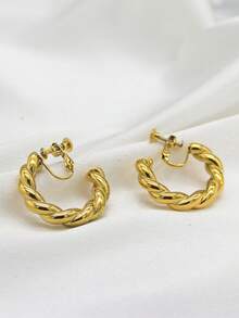 1对经典个性化18K镀金不锈钢不对称几何扭曲C形夹式耳环，适合男士、情侣、派对佩戴