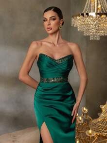 Faeriesty 女士无肩带正式晚礼服，褶裥紧身胸衣，侧边高开衩，露背设计，优雅修身，适合盛大晚宴、红毯活动、周年庆典、豪华音乐会和新年派对等场合。 - 墨綠色 - 查看 4