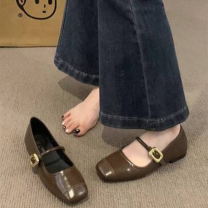 Zapatos Mary Jane Vintage para Mujeres 2025 Primavera y Otoño Nuevo Estilo Boca Poco Profunda Punta Cuadrada Cuero Suave Suela Suave Estilo Francés Zapatos de Vestir a Juego