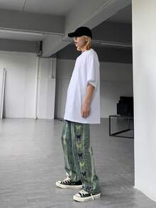 Men Jeans - Green - View 2