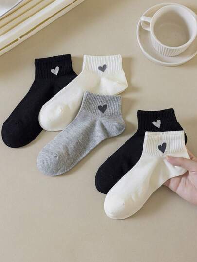 1/5/10 زوج من جوارب نسائية ذات لون أحادي بشكل قلب عشوائي، قصيرة، ناعمة وقابلة للتنفس، مناسبة لجميع الفصول، بتصميم كلية جميل للارتداء اليومي والخارجي