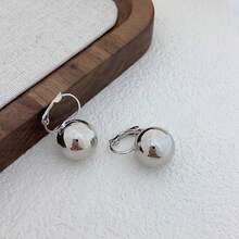 1对时尚金色球形耳环，金属质感耳夹，适合日常佩戴 - 金屬球耳環 - 查看 7