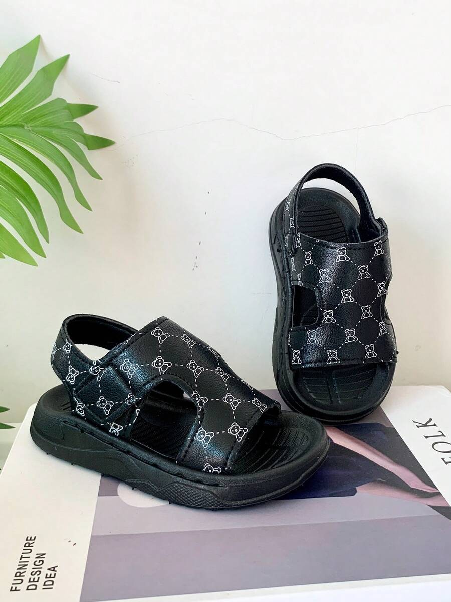 Sandalias deportivas con estampado de oso negro para niños y niñas de 2 a 8 años, sandalias deportivas blancas para verano y exterior con suela antideslizante y resistente, sandalias de playa suaves y cómodas de color caqui con suela ligera, sandalias para niños pequeños con cierre de conveniente, sandalias casuales y de moda con lindo estampado asimétrico de oso