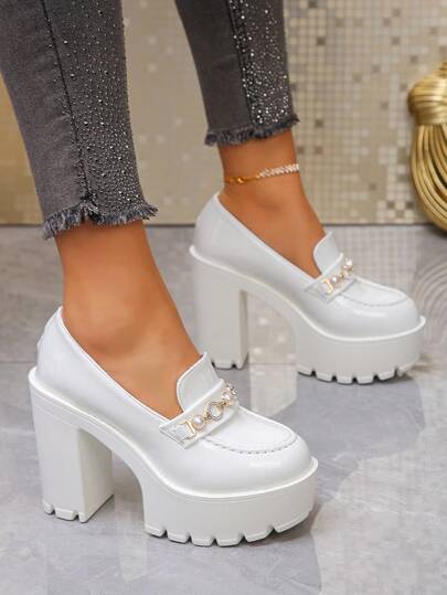 Giày cao gót đế dày cho nữ, giày bít mũi trắng thời trang, thích hợp cho tiệc tùng, đi chơi, hẹn hò Giáng sinh và các dịp khác.
