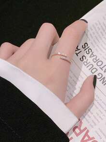 2026 经典时尚可爱优雅女士戒指，融合欧洲、美式/日式、韩式/中东风格，黄铜材质，镶嵌微镶锆石，情人节、斋月特惠 - 簡約線條YR0725 - 查看 10
