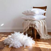 1/2个白色方形枕芯，柔软蓬松的抱枕芯，100%纯棉枕套，填充物为白羽绒和鹅绒，适用于沙发、客厅、卧室装饰（21x21英寸/20x20英寸/18x18英寸/14x21英寸） - 白色 - 查看 11