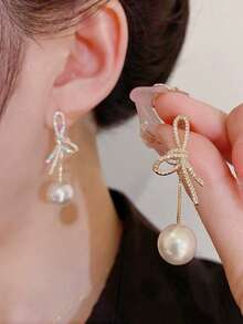 5对简约水钻几何蝴蝶结仿珍珠耳环，优雅法式设计耳环套装，适合女士日常及节日佩戴