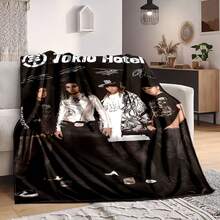 Tokyo Hotel-Themed Blanket - A Soft Flannel Blanket Suitable For All Seasons, Printed With Tokyo Hotel Designs. A Comfortable Bedding Cover Perfect For Sofas, Beds, Camping, And Travel - The Perfect Gift For Music Fans. - 白色 - 查看 2