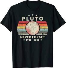2023 Camiseta Hombre Verano Tops Camisetas Masculinas Nunca Olvides Plutón Estilo Retro Divertido Ciencia Espacial - Negro - Ver 1