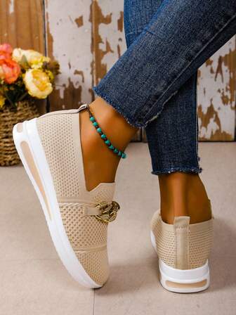 Women's Platform Sneakers, Solid Color Metal Chain Wedge Heel Casual Athletic Shoes, Comfortable Thick Sole Versatile Fashion Shoes