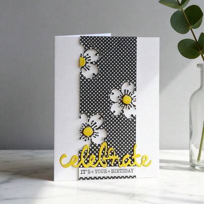 1 Pc Creative Flowers And Labels Scrapbooking Die - Ideal For Papercrafting, Card Making, Scrapbooking And DIY Album Decorating, The Die Features Metal Construction!