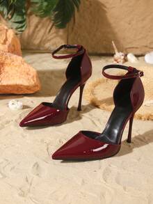 10.5厘米尖头可调节搭扣高跟鞋，性感镜面PU材质细高跟，适合日常、派对、情人节约会、舞会等场合，可搭配女鞋 - 酒紅色 - 查看 4