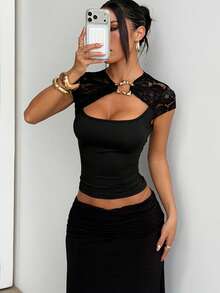 优雅女士露脐上衣，吊带领口，短袖，蕾丝细节，独特镂空设计，适合休闲穿着，黑色 - 黑色 - 查看 2