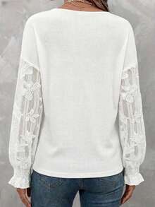 Camiseta de talla grande con cuello redondo, mangas dolman, parches de encaje y lazo con lentejuelas