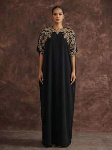 AmazingHoney Robe caftan noire élégante à manches courtes avec détails de perles dorées. Longue robe pour femmes (coupe oversize - veuillez vérifier le tableau des tailles)