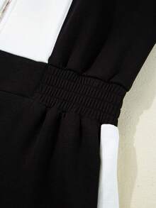 Acelitt Black Contrast Collar Zipper Romper - Black - View 9