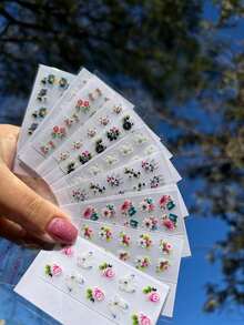 100 ADESIVOS COM APLICAÇAO DE PEDRINHAS PARA UNHAS MOD 10 - Multicolorido - Visão 5