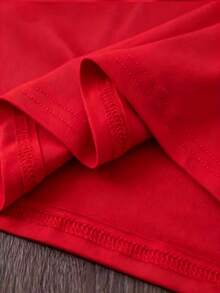 2026 New Red Sequin Heart Print T-Shirt, Casual Round Neck, Stretchy Fabric, Regular Length, Valentine's Day Outfit, Suitable For All Seasons - Red - View 4