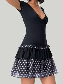 Women's Black Deep V-Neck Short Sleeve Wrap Bodice Tiered Ruffled White Polka Dot Hem Mini Dress - Soft Stretch Fabric Stylish Elegant Retro Chic Versatile Casual Occasion Daily Wear(S-XL) - 藍色 - 查看 3