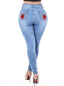 蓝色高腰紧身牛仔裤，草莓蝴蝶结刺绣，时尚弹力水洗紧身牛仔裤，适合夏季、春秋季穿着，也适合音乐节、婚礼季等休闲场合。 - 藍色 - 查看 2
