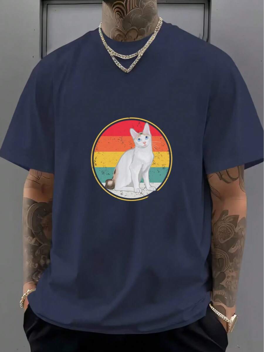 Imprescindible de moda Camiseta de manga corta con estampado de gato blanco en patrón circular de rayas coloridas - Azul Marino - Ver 1