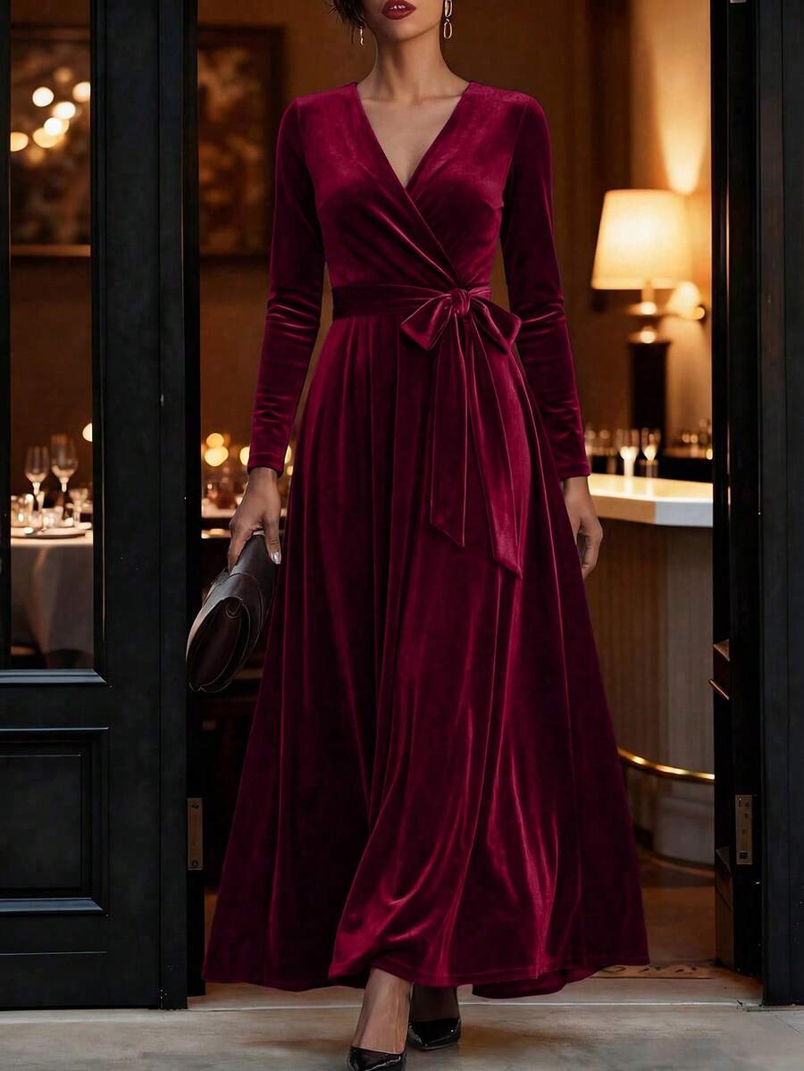 女士纯色圣诞优雅复古派对系带蝴蝶结丝绒连衣裙，秋冬季，适合节日、婚礼、正式晚宴、约会、生日派对、花园派对、拍照、情人节、新年等场合。 - 酒紅色 - 查看 1