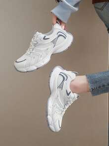 Women's Thick Sole Platform Sneakers, Fashionable Style, Shaping, Non-Slip, Lightweight, Breathable Mesh, Casual Running Shoes, Spring/Autumn - Grey - View 3