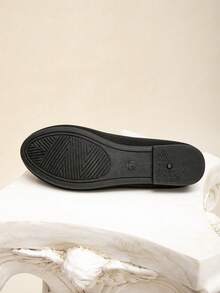 Women & Teen Girls' Outdoor Casual Fashionable Breathable Flat Shoes - Black - View 3