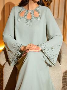 优雅阿拉伯风格长裙，圆领，长袖，提花贴花，珍珠和3D玫瑰镂空细节，无弹力 - 薄荷綠 - 查看 4