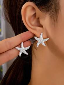 1 Pair Asymmetrical Starfish Stud Earrings, Simple & Fashionable, Suitable For Daily Wear, Party, Beach, Wedding, Prom, Campus, Banquet
