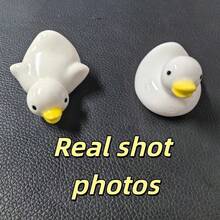 1个陶瓷鸭子筷架 - 可爱的白色鸭子造型，点缀黄色细节，金色筷子、勺子、叉子收纳架 - 趣味餐具收纳架，乔迁新居礼物，可爱鸭子筷架，陶瓷收纳架，适用于厨房筷子、刷子和笔筒，桌面装饰，节日礼物，情人节礼物，儿童礼物 - 鴨子 - 查看 5