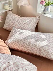 1 Set Burgundy Plaid & Floral Lace Bedding Set, Strawberry Bow & Line Print, Includes 1 Duvet Cover + 1 Flat Sheet + 2 Pillowcases, Caramel Brown Solid Color Soft Polyester Fiber Bedding Set, 4-Piece, Duvet Cover & Pillowcases Without Filler - Camel - View 7