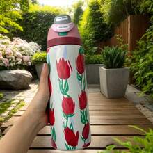 32oz Printed Insulated Water Bottles Features A Variety Of Eye-Catching Designs, Including Colorful Floral And Cartoon Patterns. The Portable Handle Fits Into Car Cup Holders, And The Large 32-Ounce Capacity Is Enough To Meet Your Hydration Needs Throughout The Day. It's A Stylish And Practical Drinking Companion For Commuting, The Office, Outdoor Camping, And Road Trips. - 紅色 - 查看 3