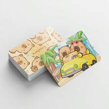 水豚卡通照片卡套装 | 92张（60张照片卡 + 32张迷你贴纸） | 可爱的水豚设计，收藏佳品 | 非常适合剪贴簿展示、日常装饰或作为礼物 - 彩色 - 查看 4