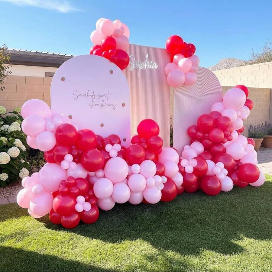 100 piezas Conjunto de decoración de arco de globos rosa y rojo, Kit de decoración de arco de globos de látex rosa y rojo de tamaños surtidos, Adecuado para el primer cumpleaños dulce de una niña, baby shower, aniversario, San Valentín, decoración de fiesta de boda - Multicolor - Ver 1