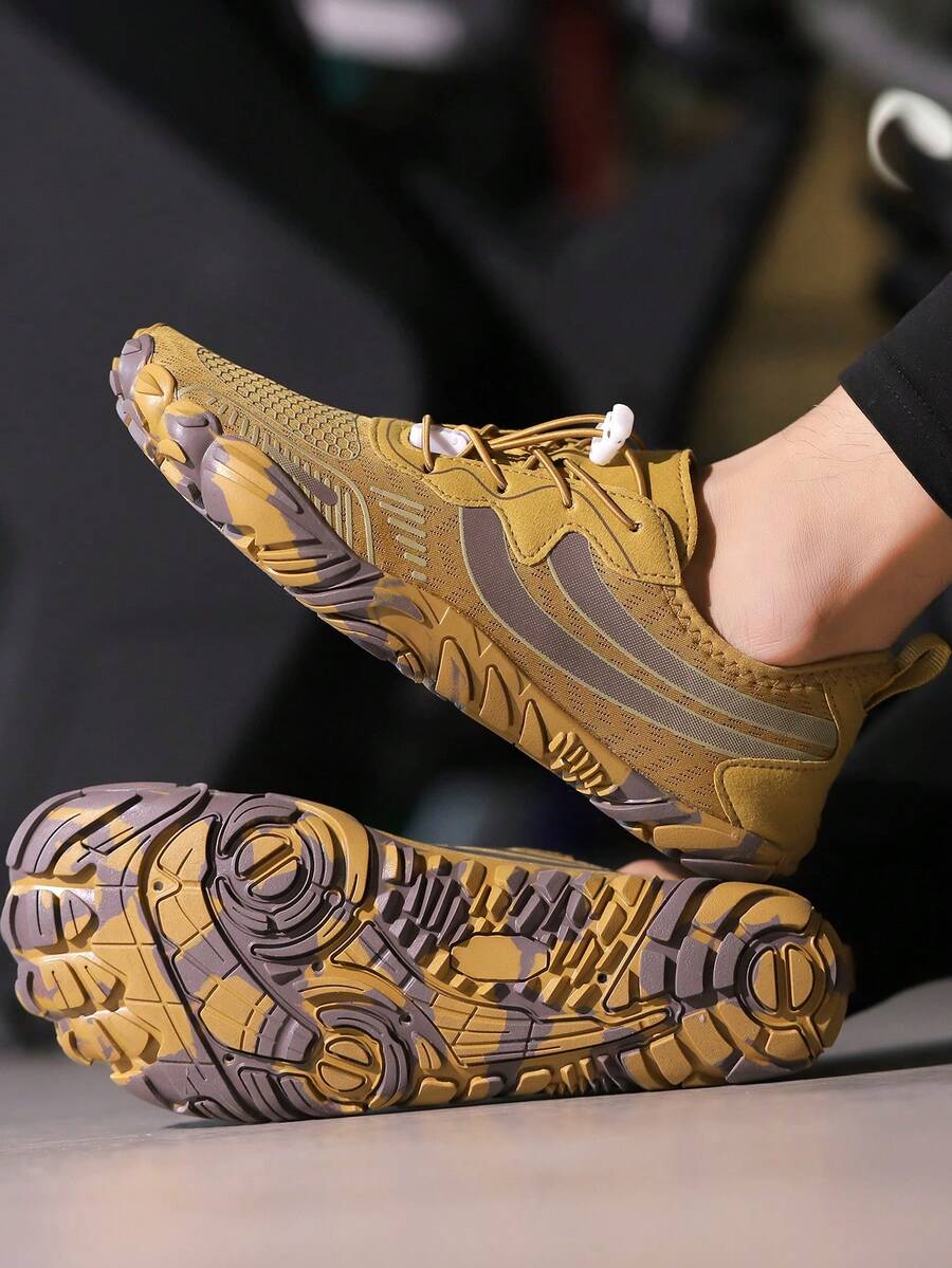 Nouvelles chaussures de surf et de plongée unisexes pour l'extérieur, chaussettes aquatiques respirantes pour les sports nautiques, la plage, la course, le fitness, le yoga, la randonnée, avec une semelle souple, antidérapante, amortissante, chaussures de sport casual, noires