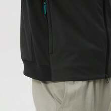 Adidas 男士夹克/外套 TH SOFTSHELL J2，简约舒适休闲户外运动夹克 KR0932 - 黑色 - 查看 3