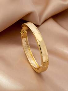 1pc Minimalist Smooth Golden Bracelet, Suitable For Women's Daily Wear, Also An Ideal Gift For Mother And Friends On Valentine's Day - Yellow Gold - View 2