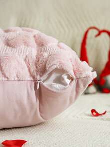 1个浅粉色心形图案枕套，浪漫毛绒仿羊毛方形抱枕，带心形细节 - 情人节、沙发、卧室和浪漫家居装饰靠垫 - 粉色 - 查看 6