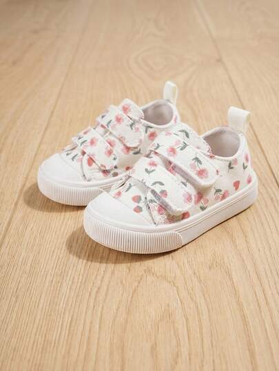 1 Pair New Girls' Milky White Sweet & Cute Canvas Shoes, Floral, Strawberry, Heart And Rabbit Print, Double Hook & Loop Closure, Round Toe, Soft Flat Sole, Comfortable Casual Versatile, Suitable For Spring Strawberry Picking, Kindergarten, Park Play And Walking (Pattern Random)